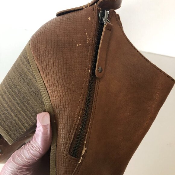 DV by DOLCE VITA Boots Women's Size 7 Brown Ankle Booties Faux Leather - Picture 11 of 14